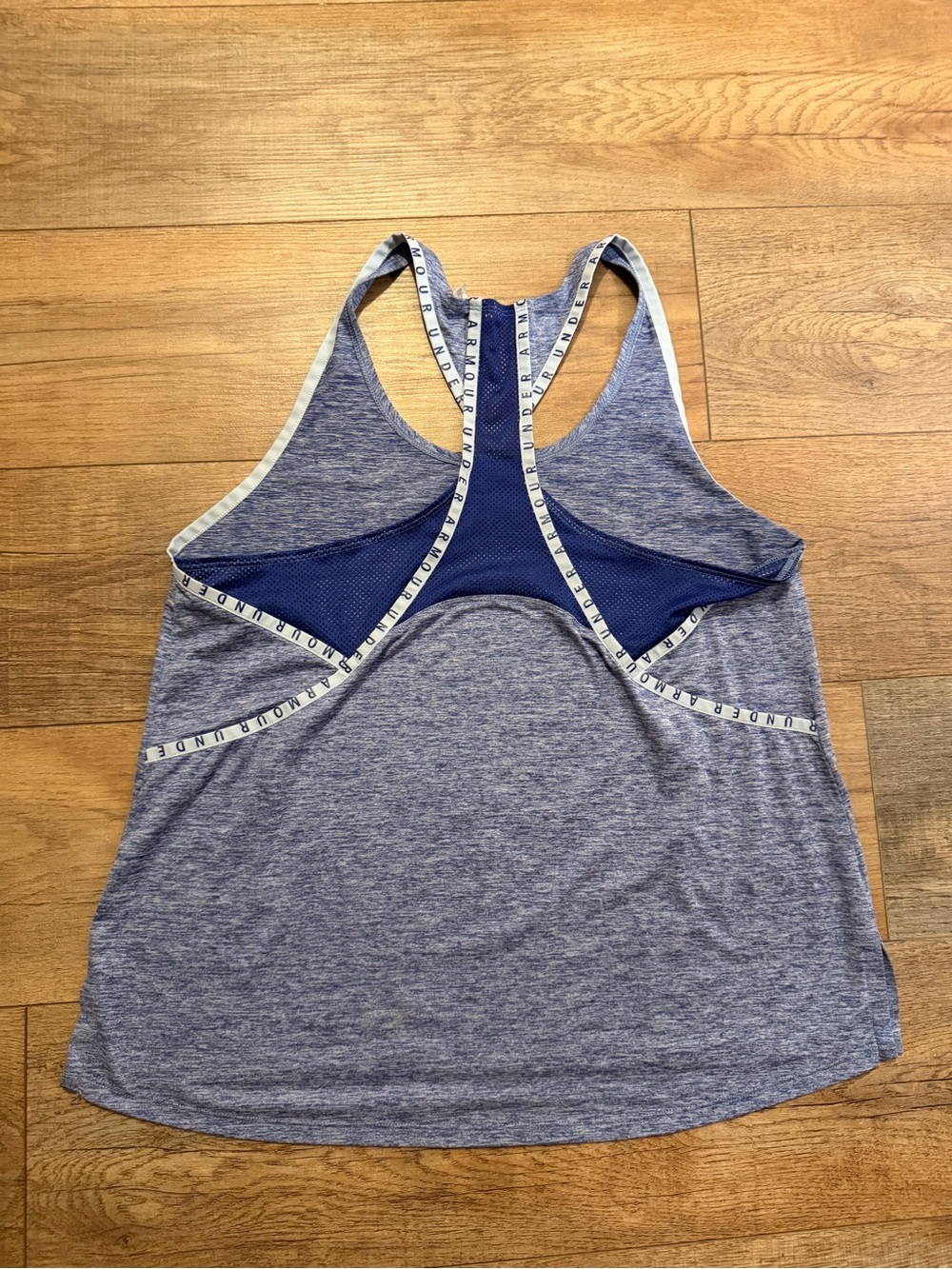 2 under armour knockout racerback tank tops - Picture 6 of 8